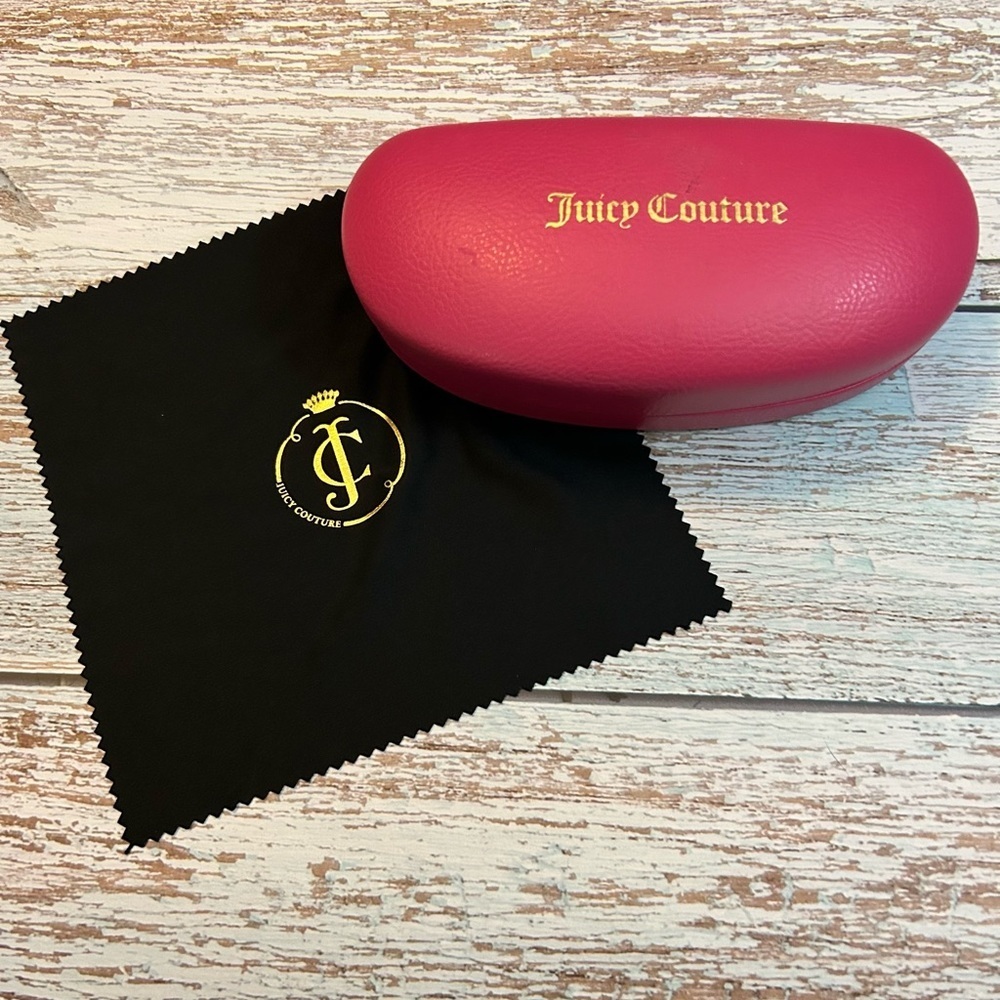 Juicy Couture Fuchsia Glasses Case with Cleaning Cloth